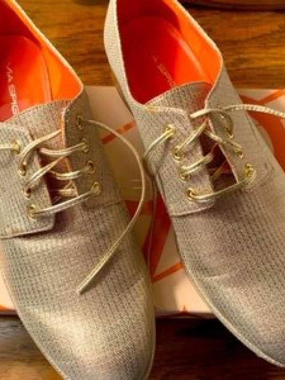 Via Spiga | Metallic Woven Lace-Up Oxfords Champagne | Sz 7.5 | Great condition